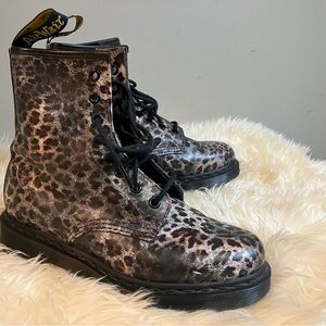 Doc Dr. Martens 13434 Women's Sz 6 Boot Leopard Cheetah Black Brown Animal Print